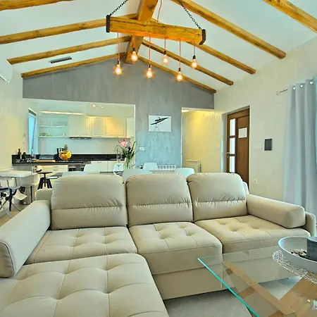 Villa Gloria *